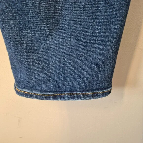 Levi's Wedgie Straight Button Fly Jeans Size 29 x 28 - Picture 12 of 15